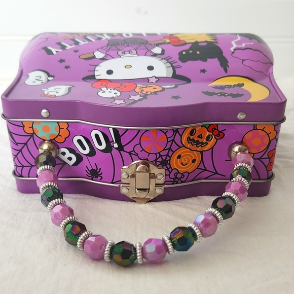 Hello Kitty By Sanrio Halloween Purse Tin Halloween Decoration - Picture 6 of 7